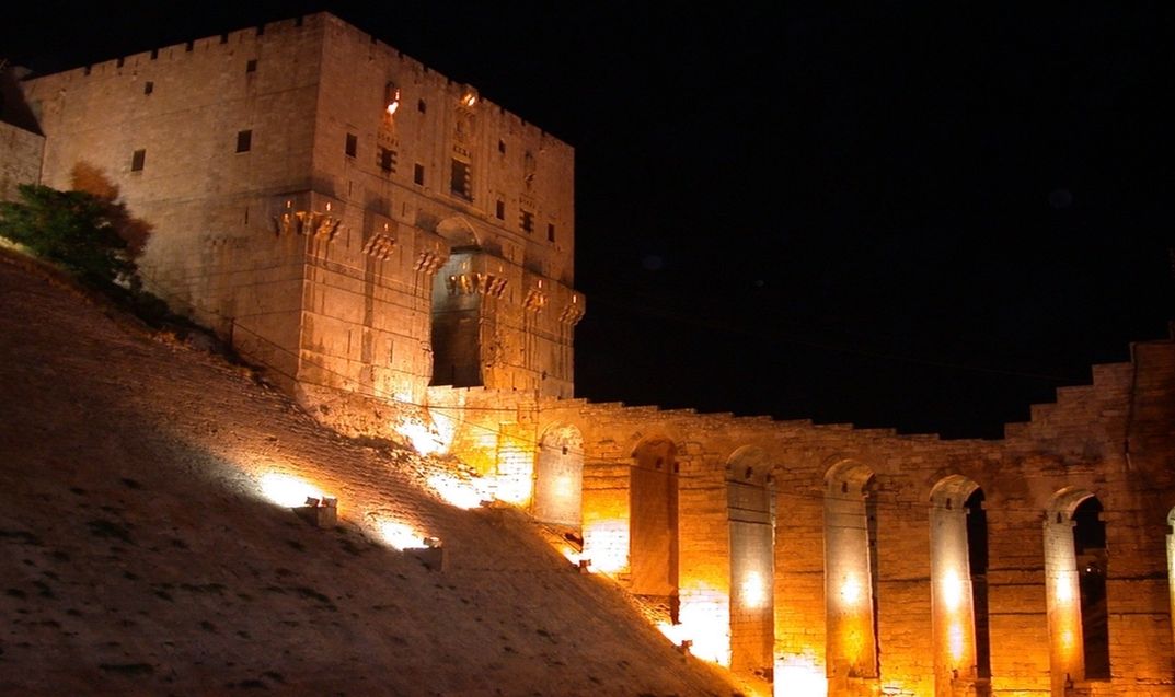 صعود قلعة حلب